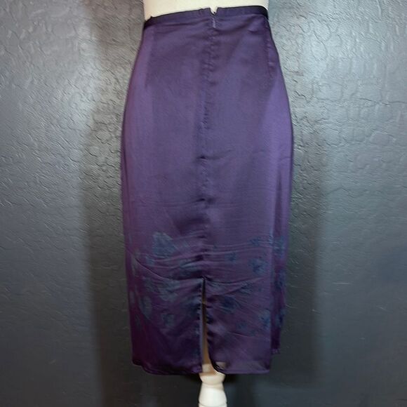 Express Purple Midi Pencil Skirt for Cocktail Events - Picture 4 of 4